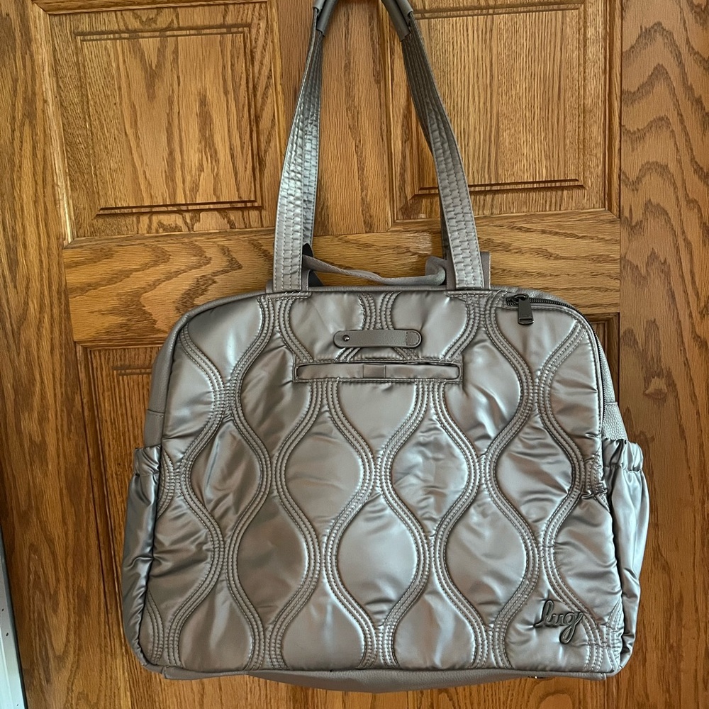 Lug Aviator metallic pearl gunmetal grey gray overnight weekender